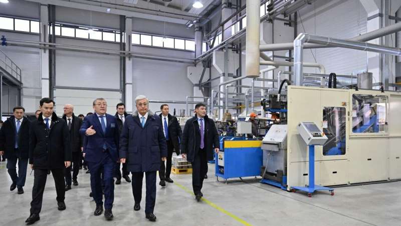 Важно превратить Казахстан в страну с развитой промышленностью - Токаев