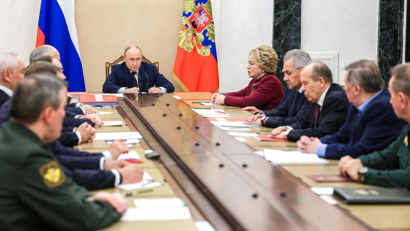 Глава Минобороны России заявил о целесообразности ядерных испытаний после запуска США