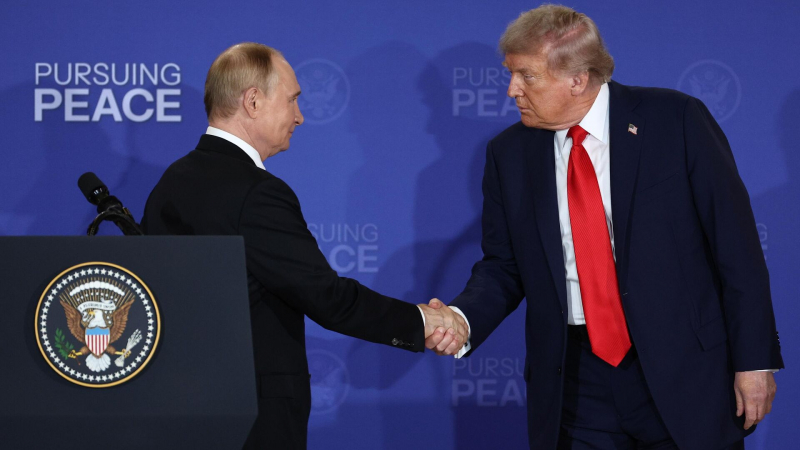 Подробности разговора Трампа и Путина рассказал Кремль