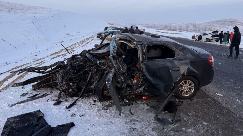Три человека погибли в ДТП на трассе Алматы-Бишкек